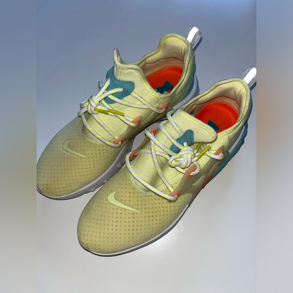 Nike React Presto “Psychedelic Lava”